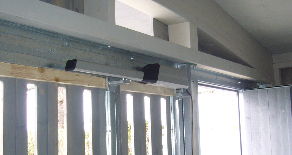 Drehtorantrieb Komet am Bothshausflügeltor Detail (1)